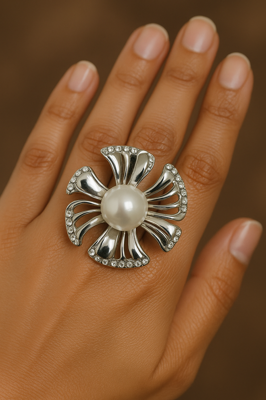 Statement Pearl Flower Ring – Elegant Cocktail Jewelry for Women